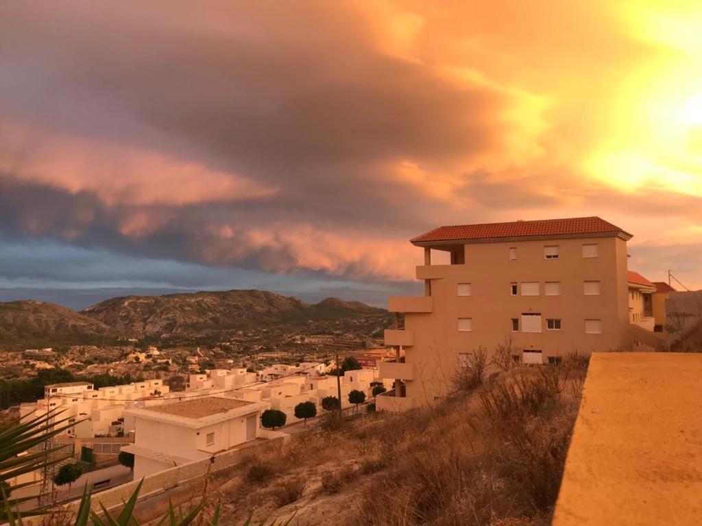 Dos Senoras Gordas Relleu Exteriör bild